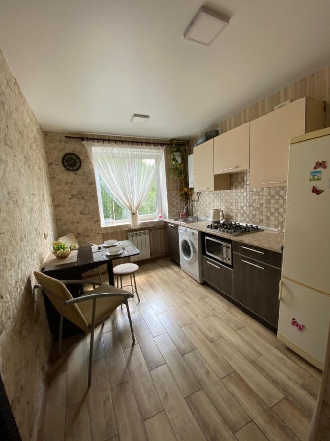 Apartment 30 M2 On Sergei Esenin 11 Harkiv Dış mekan fotoğraf
