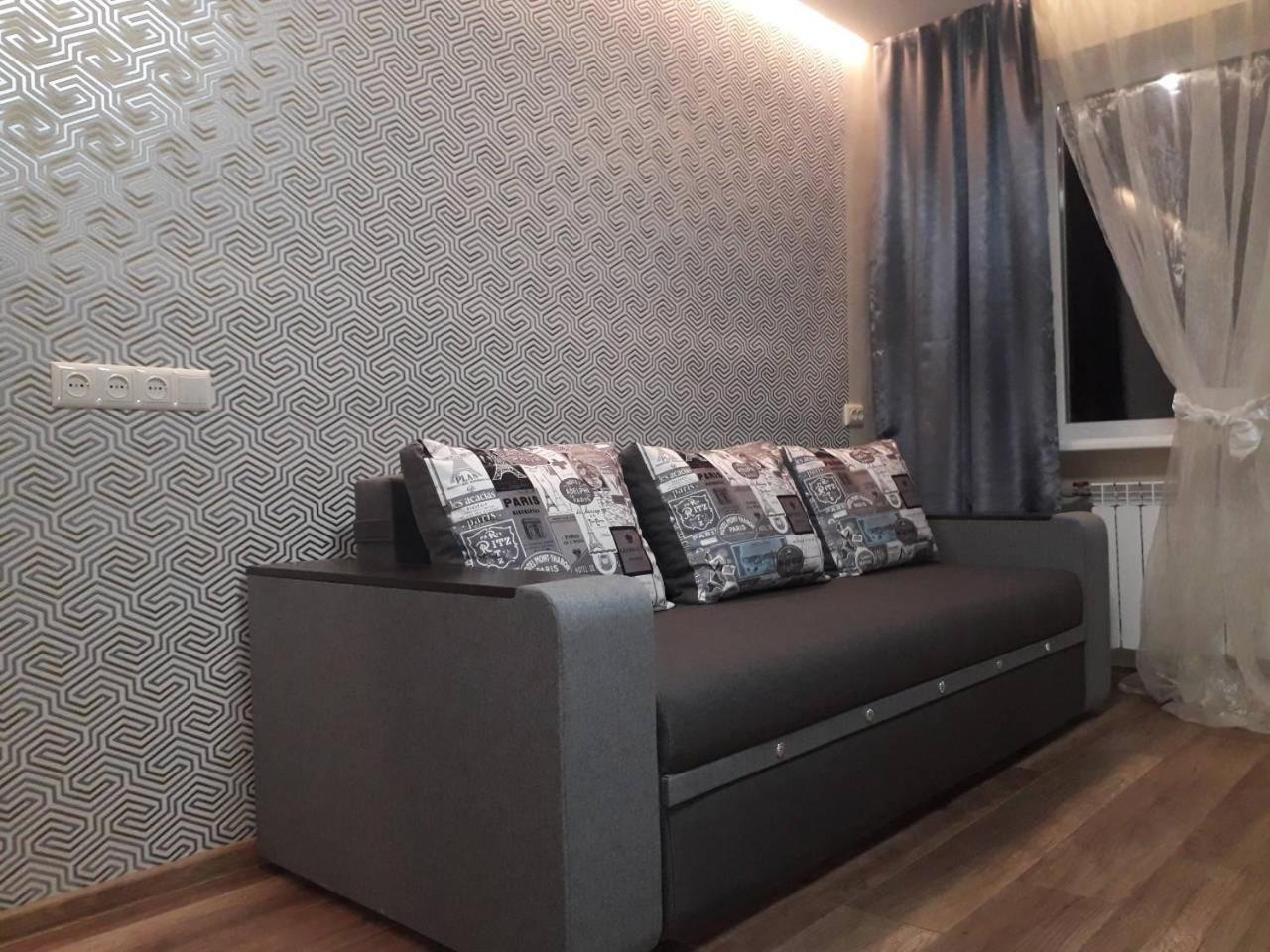 Apartment 30 M2 On Sergei Esenin 11 Harkiv Dış mekan fotoğraf