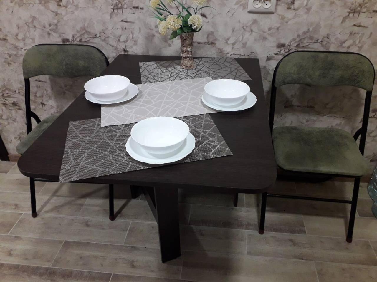 Apartment 30 M2 On Sergei Esenin 11 Harkiv Dış mekan fotoğraf